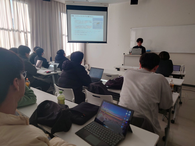 特別研究の経過を報告する予備審査会が行われました
